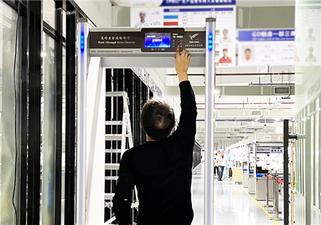 立讯电子科技(恩施)公司购买天鹰安检门TX-900S